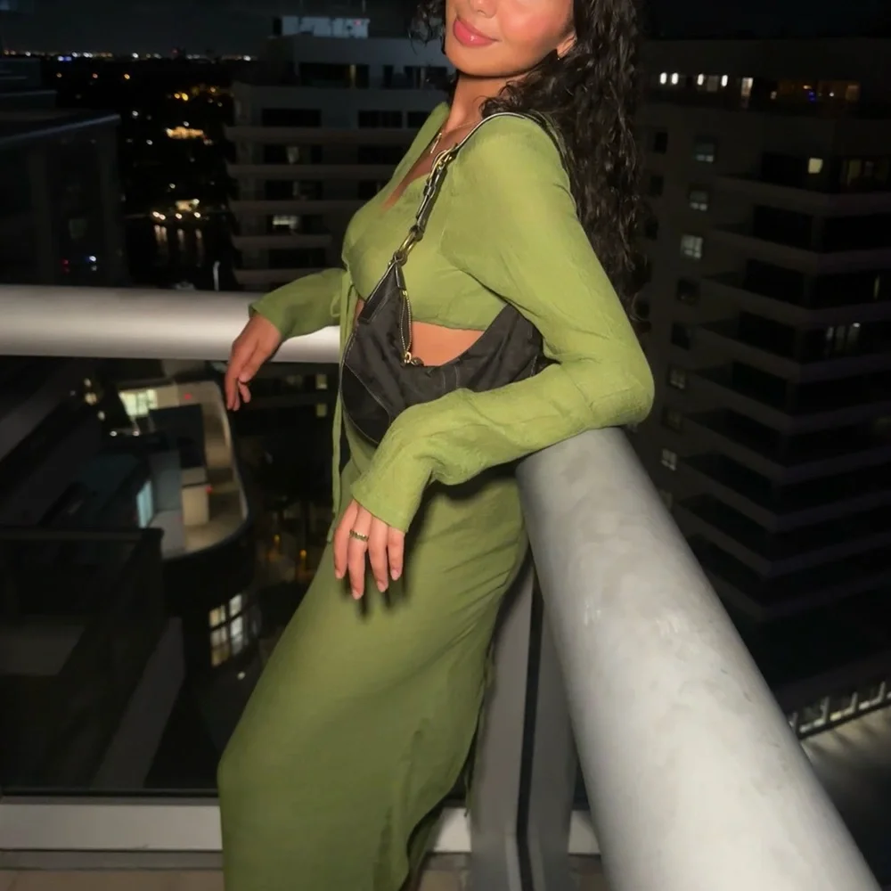 Olive Linen Look Long Sleeve Plunge Beach Top & Ruched Front Maxi Skirt -US 4 - Picture 1 of 9